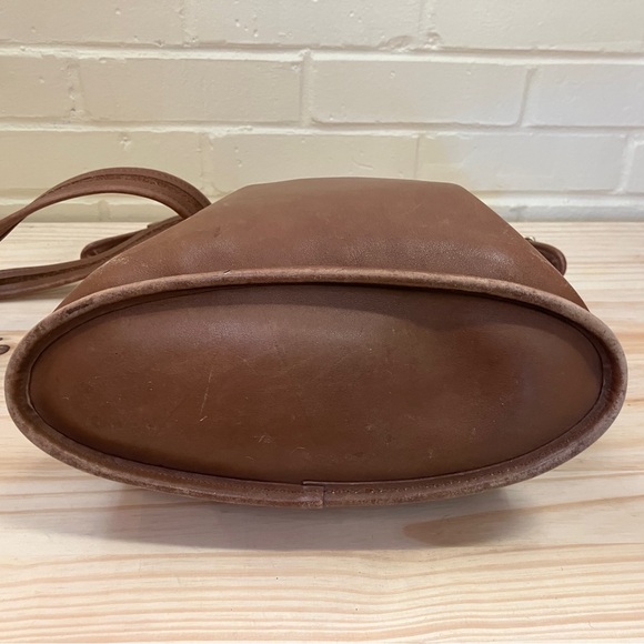 COACH Vintage Tan Leather Crossbody Shoulder Bag - Picture 7 of 13